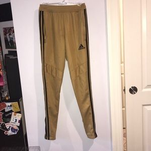 Adidas joggers‼️🔥